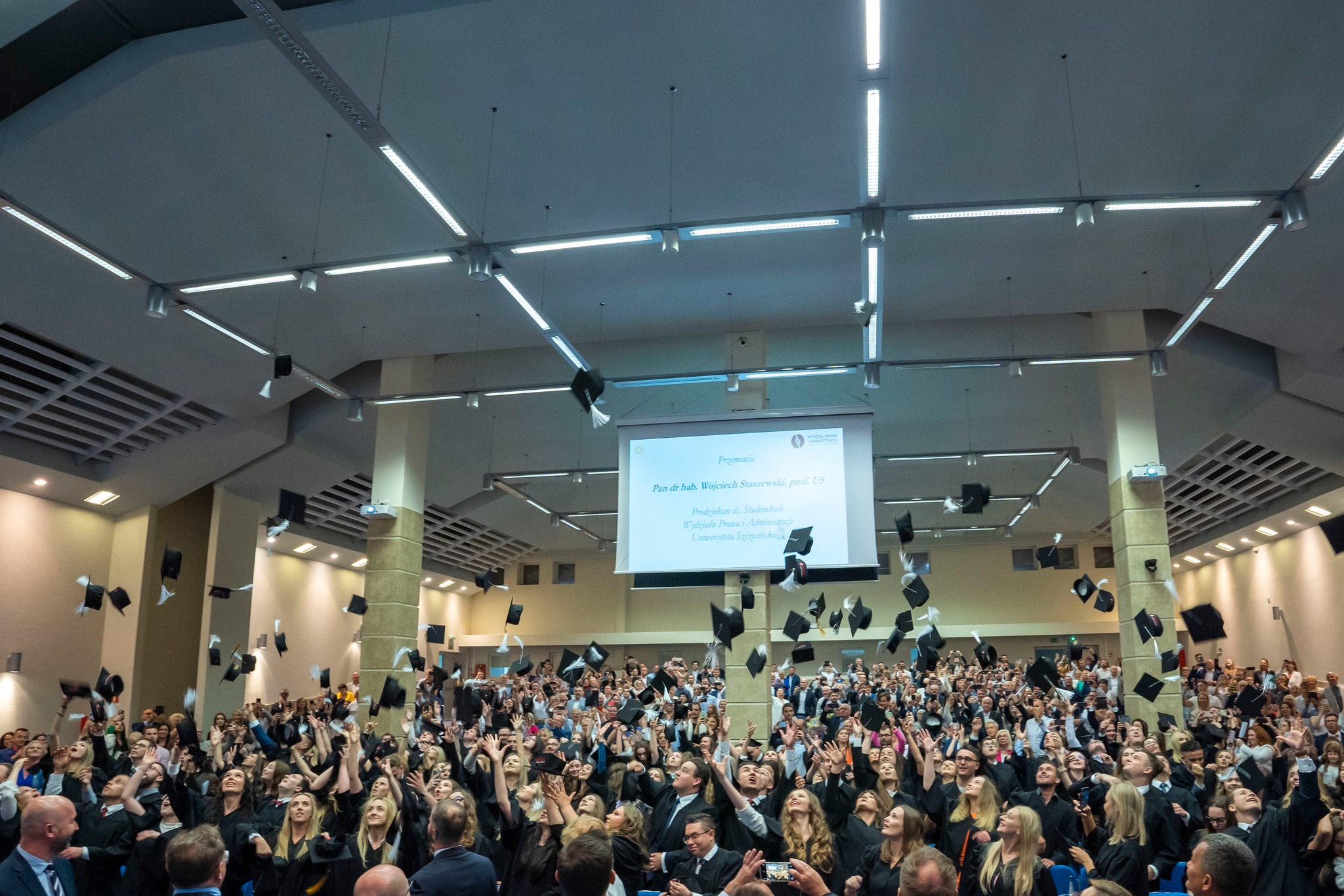 Uroczystość Absolutoryjna Wydziału Prawa i Administracji Uniwersytetu Szczecińskiego – 2024 (relacja fot + WIDEO)