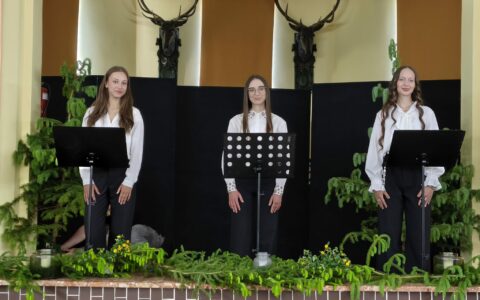Teatralna adaptacja Puszczy Jodłowej Stefana Żeromskiego w Technikum Leśnym w Starościnie